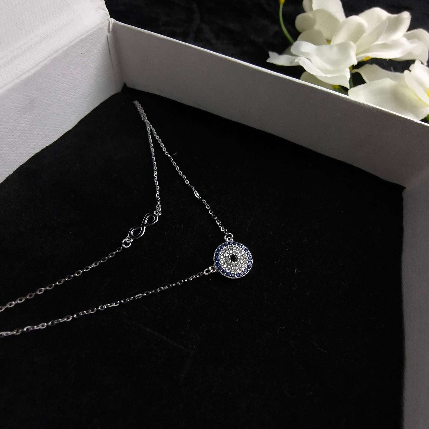 Silver Eternal Protection Necklace