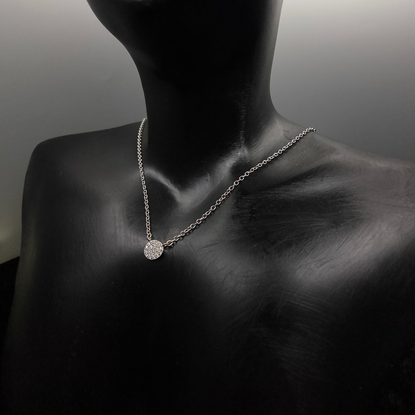 Silver Minimalistic Halo Necklace
