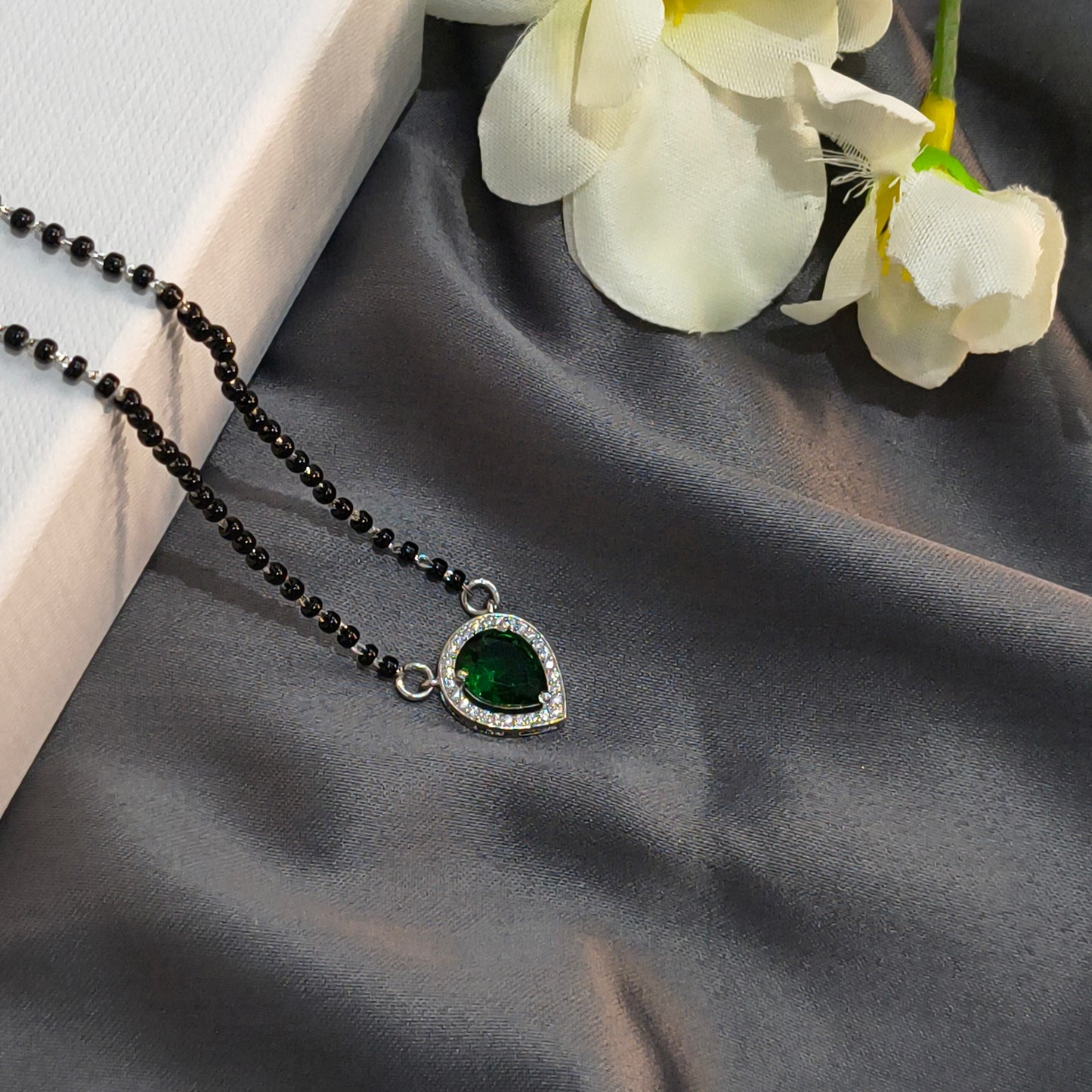 Silver Teardrop Green Mangalsutra