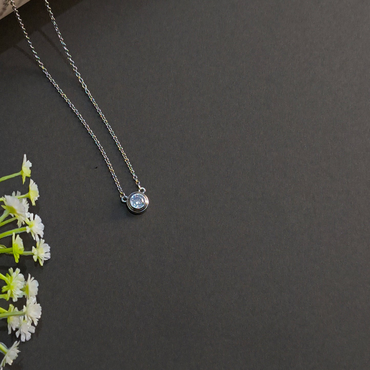 Silver Soliatire Pendant