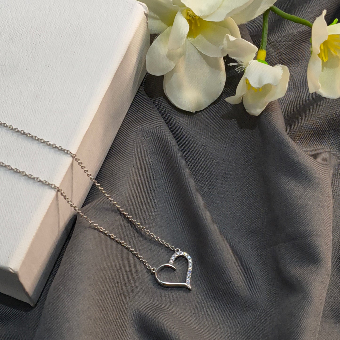 Silver Minimal Heart Pendant