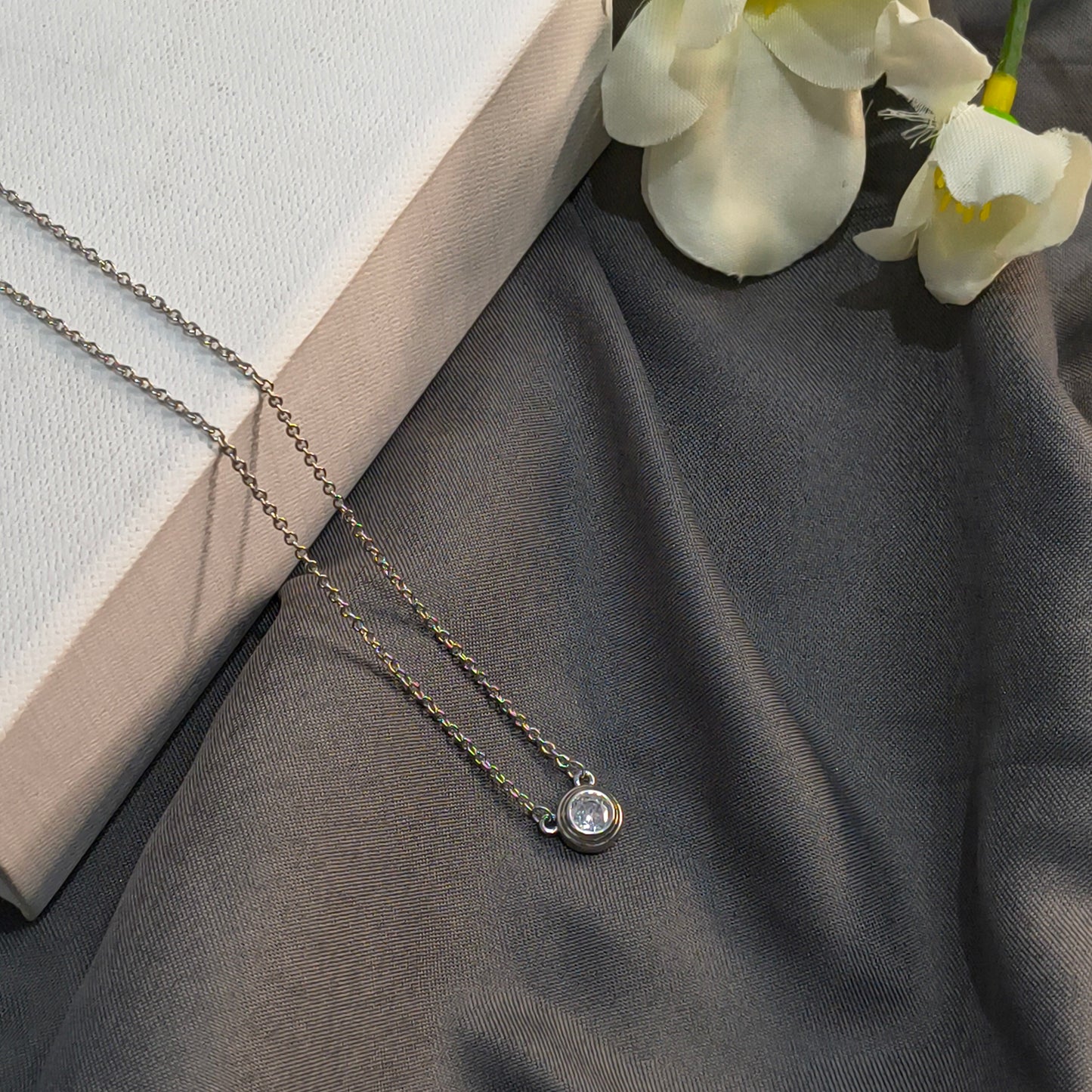 Silver Soliatire Pendant