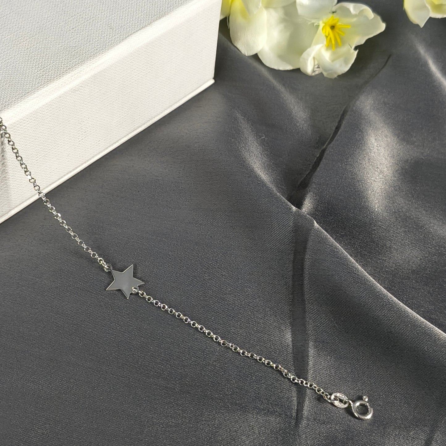 Silver Minimal Star Bracelet