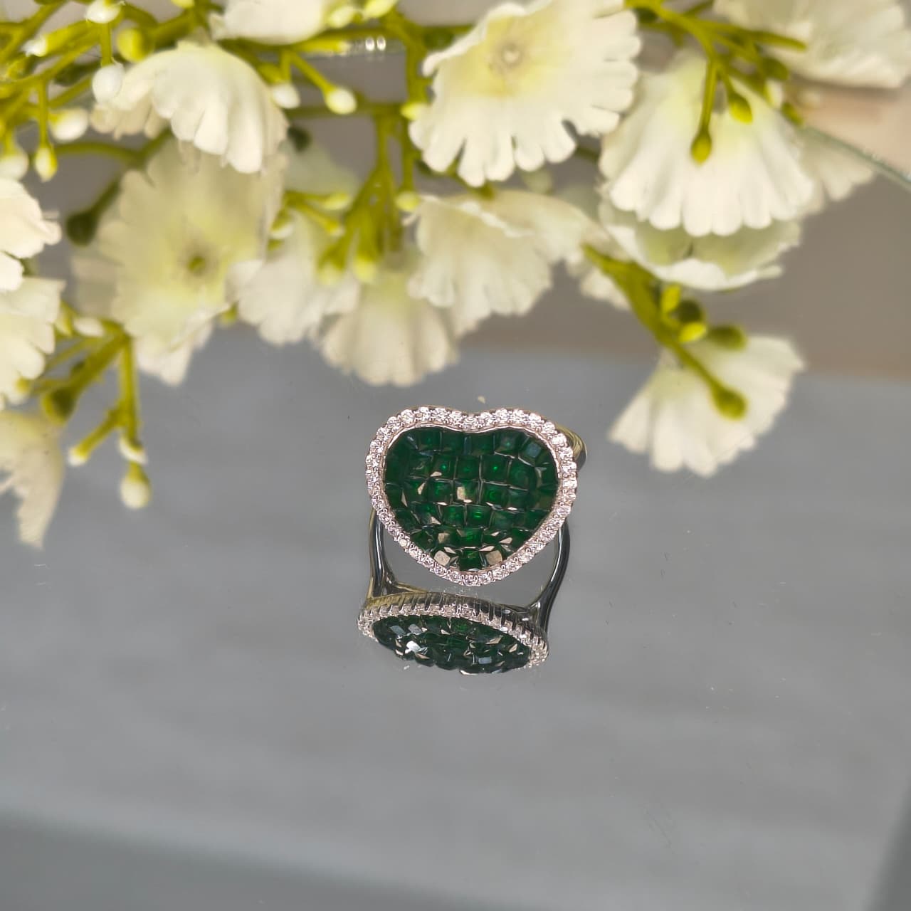Silver Heart‑Shaped Emerald Halo Ring
