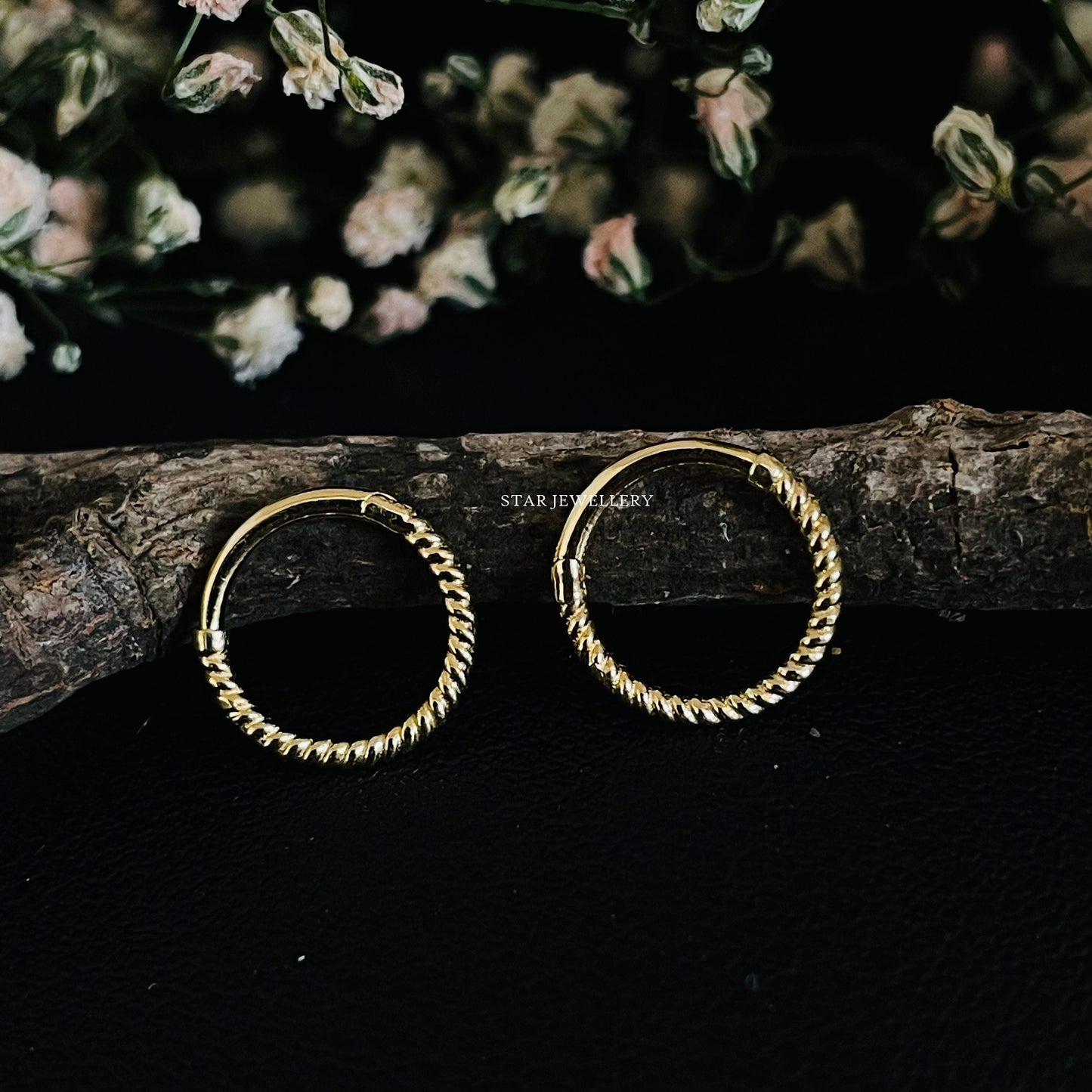 14K Solid Gold Daith Clicker
