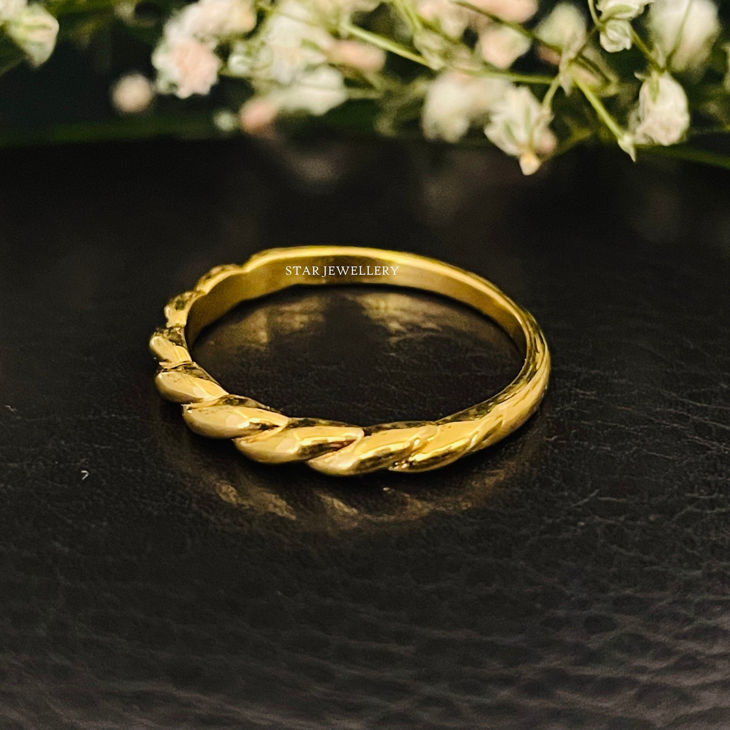 14K Solid Gold Twist Band Ring