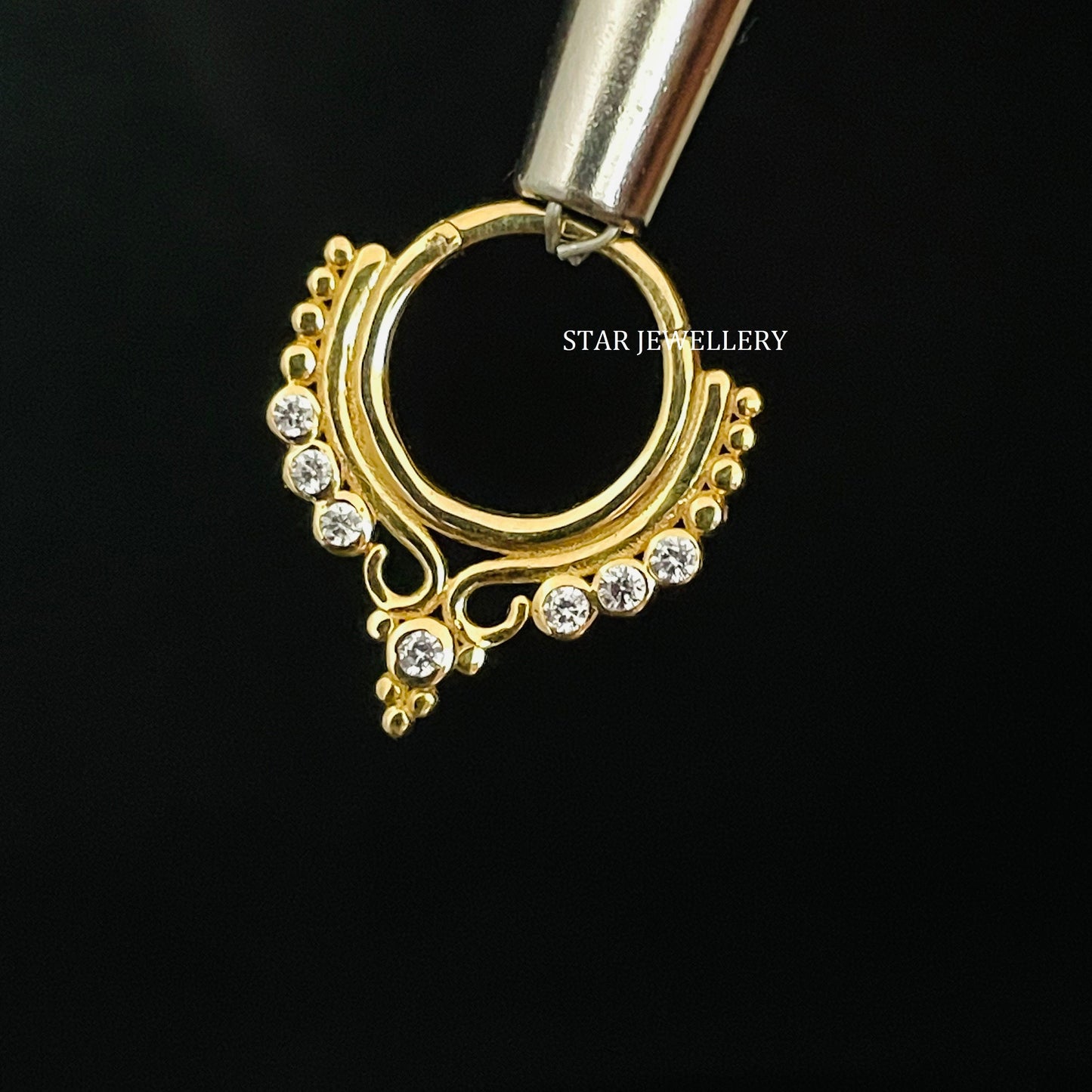 Bezel Set Diamond Daith Clicker