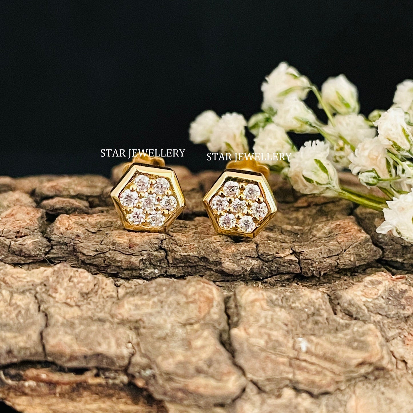 Lab Grown Diamond Cluster Hexagon Stud for Nose Ear Piercing