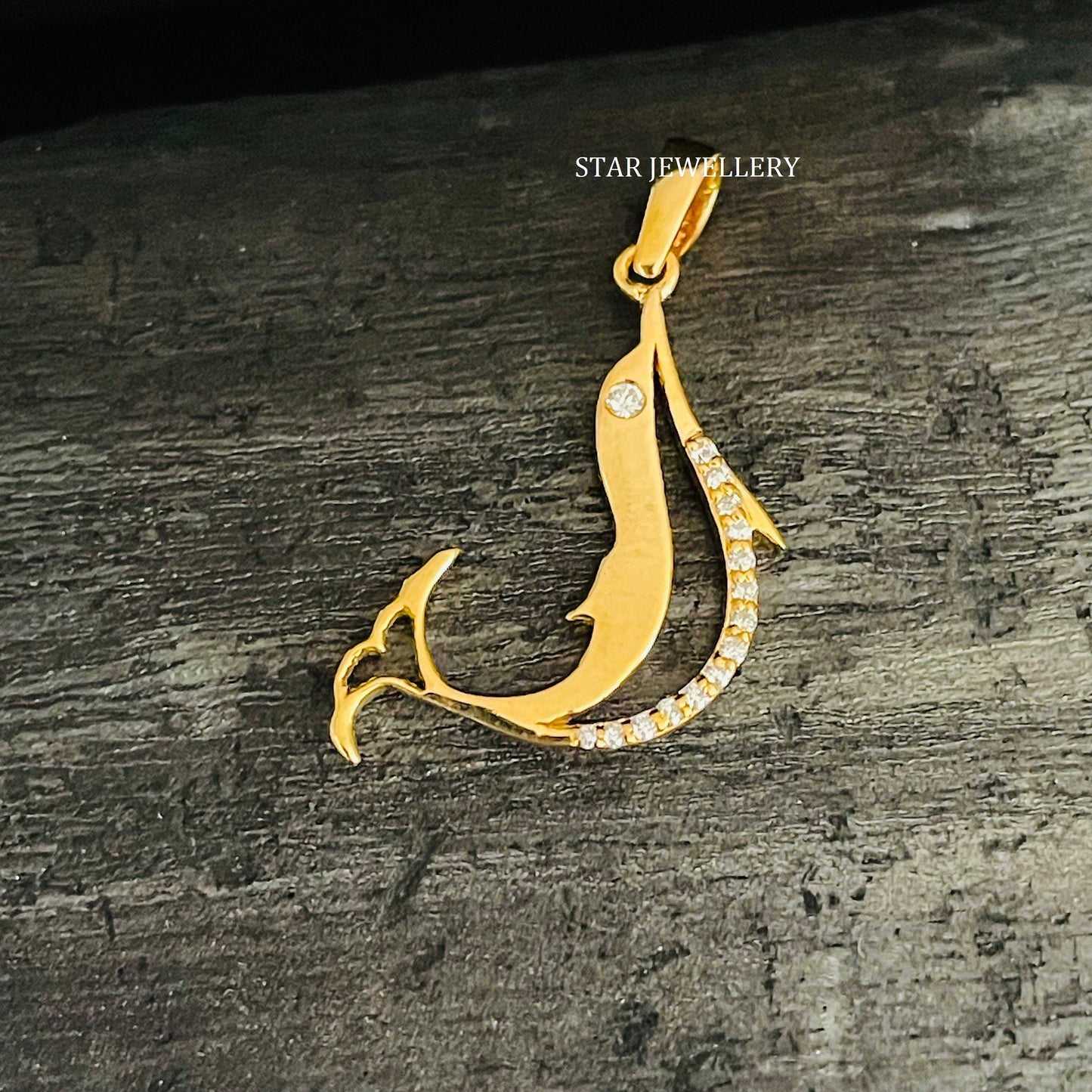 14K Gold Natural Diamond Fish Pendant