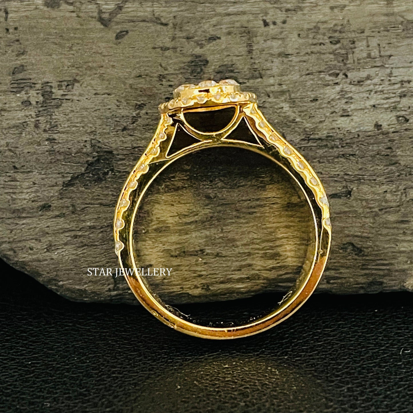 Lab Grown Diamond Cluster Halo Engagement Ring with 14K Solid Gold