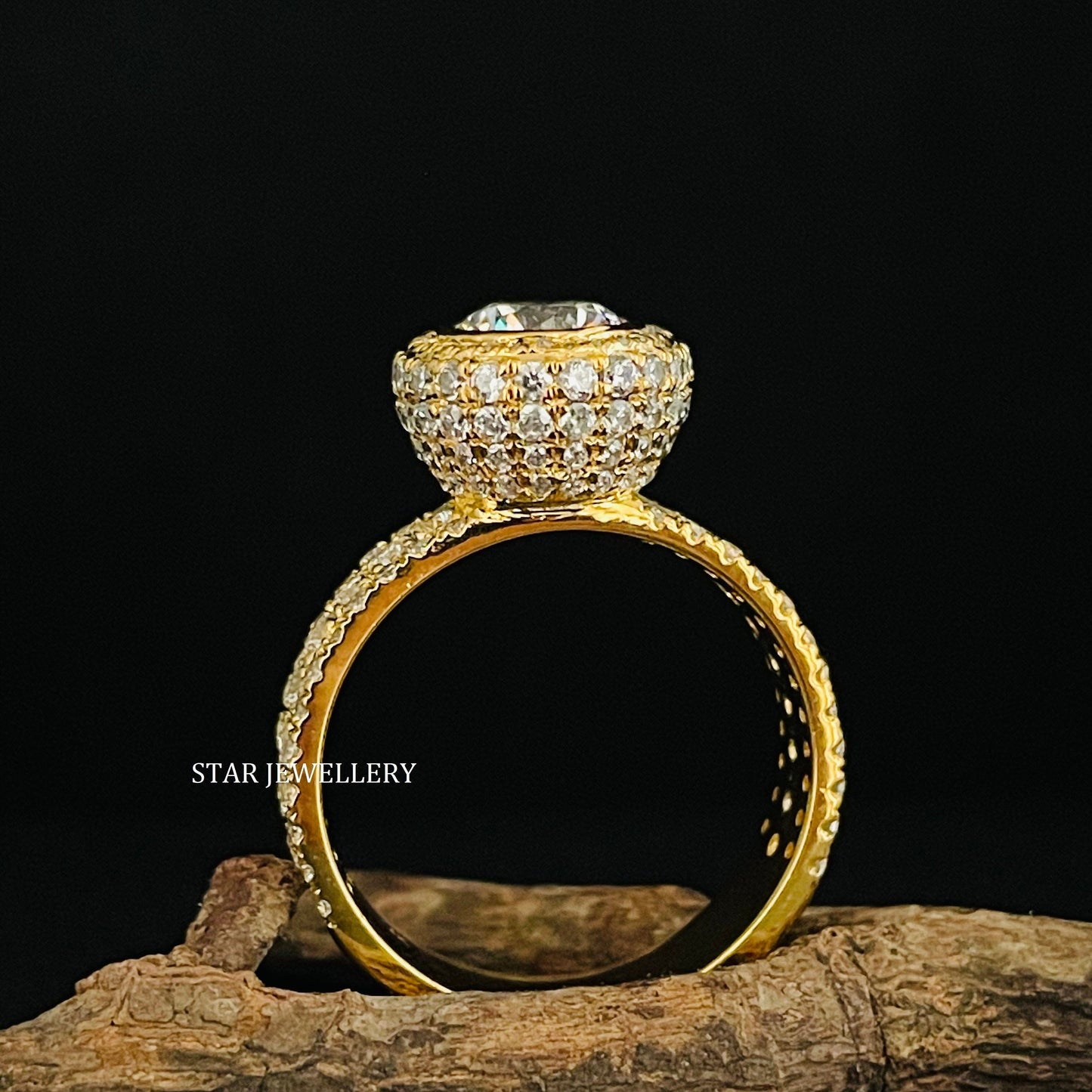 1.00 Ct IGI Certified CVD Diamond Engagement Ring for her