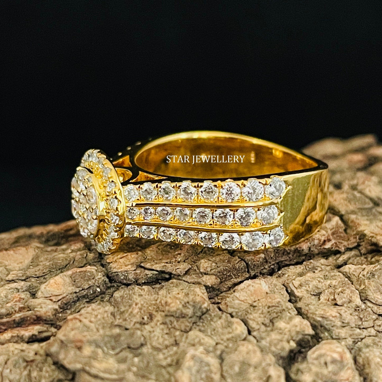 Lab Grown Diamond Cluster Halo Engagement Ring with 14K Solid Gold