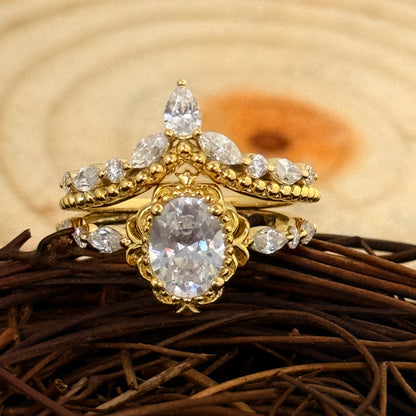 Majestic Pear‑Cut CV Diamond Tiara Ring