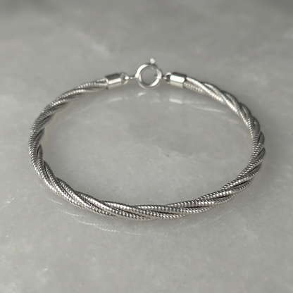 Luna Twisted Bracelet
