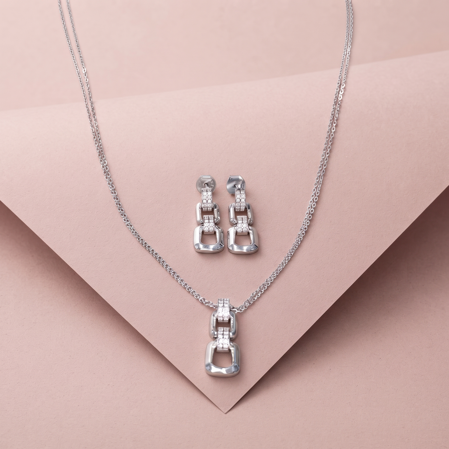 Silver Modern Zircon ChainLink Necklace