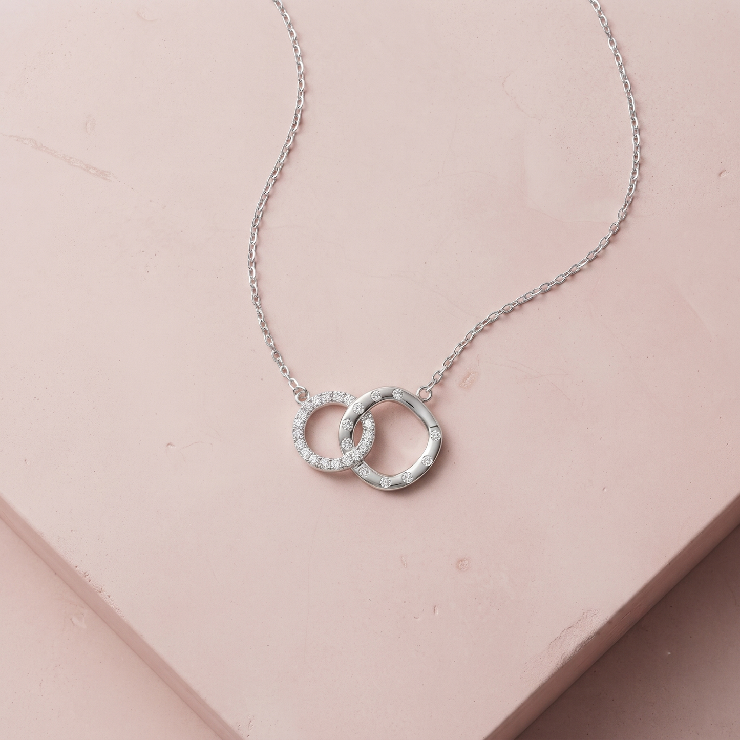 Silver Interlock Circles Pendant