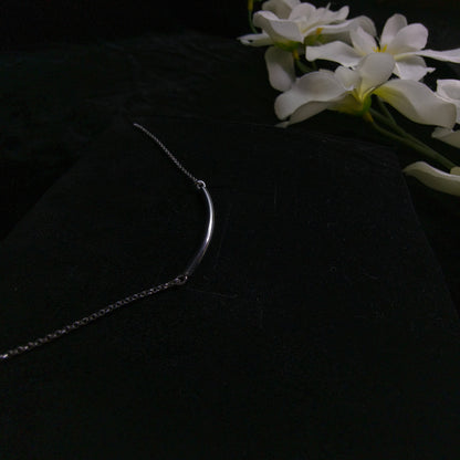 Silver Arc Necklace