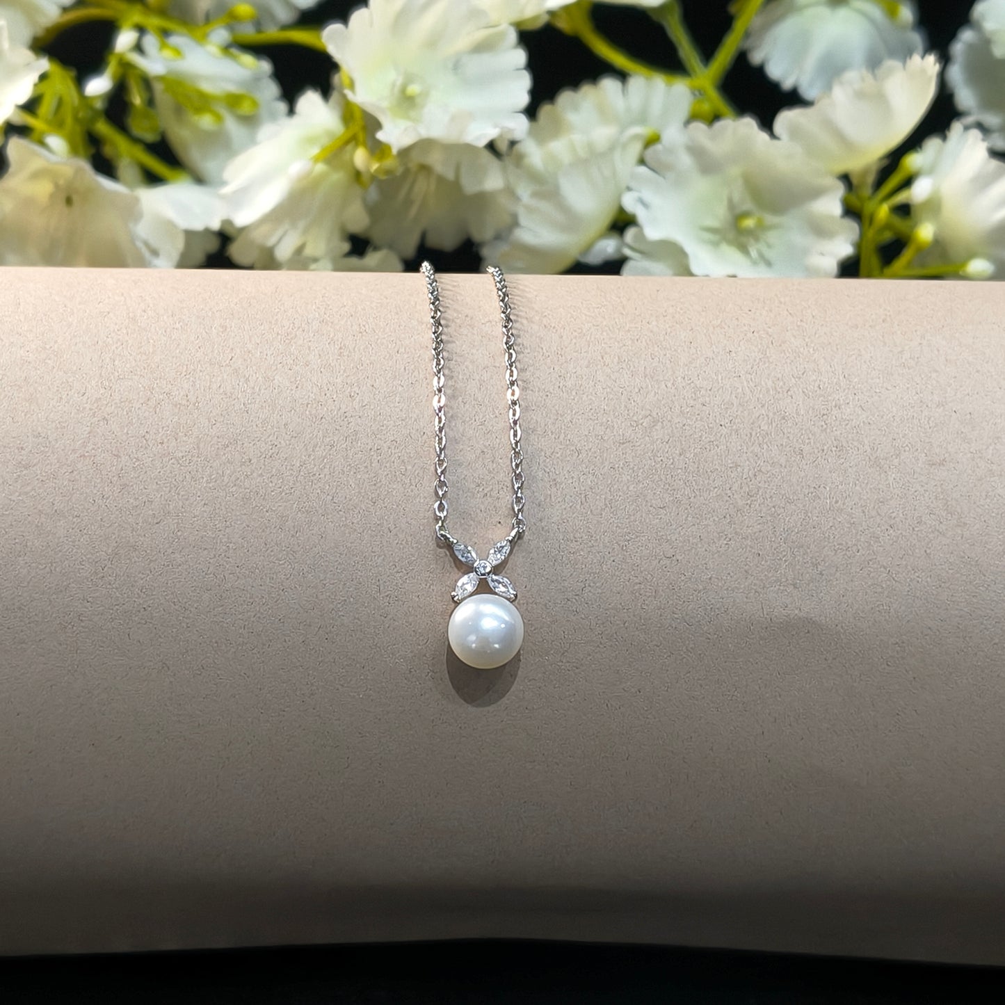 Silver Pearl Pendant