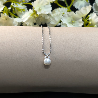 Silver Pearl Pendant