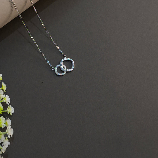 Silver Interlock Circles Pendant