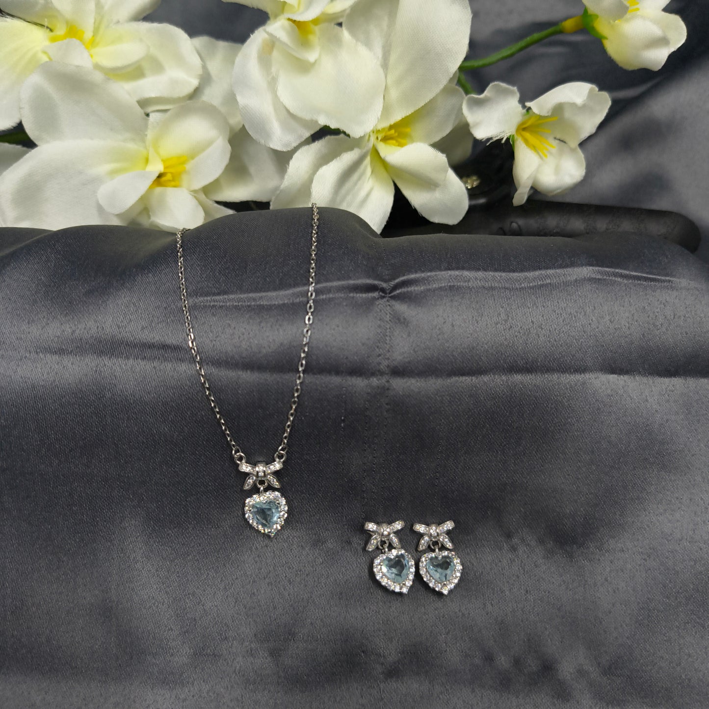 Silver Aquamarine Heart Bow Necklace Set