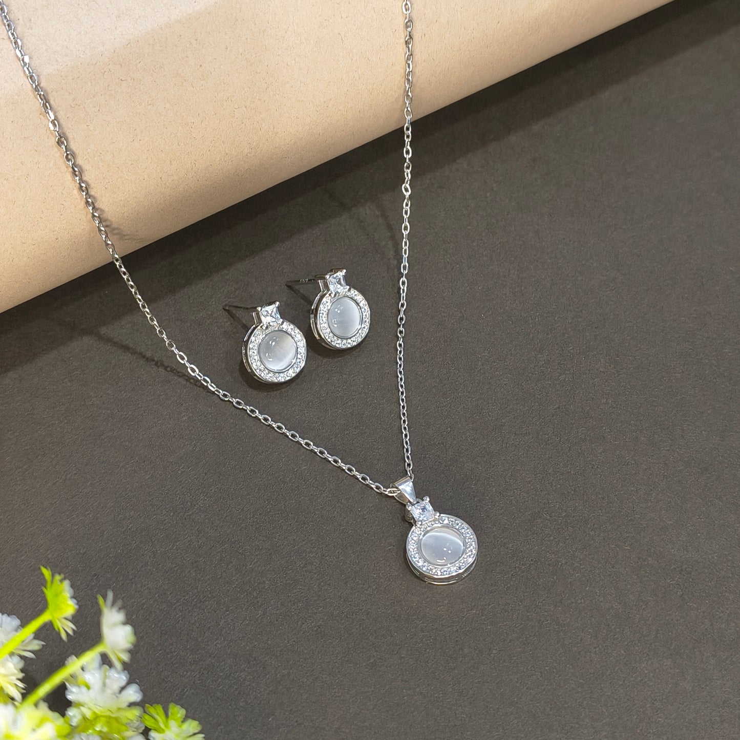 Silver Pearl Halo Necklace Set