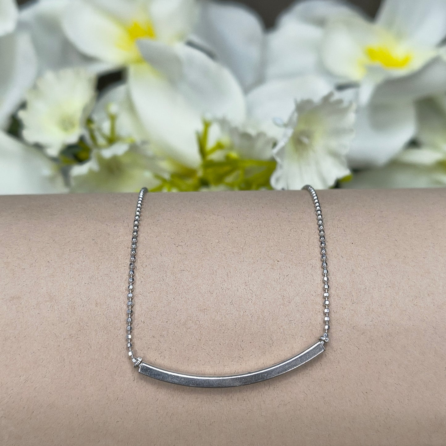 Silver Minimal Curve Bar Necklace