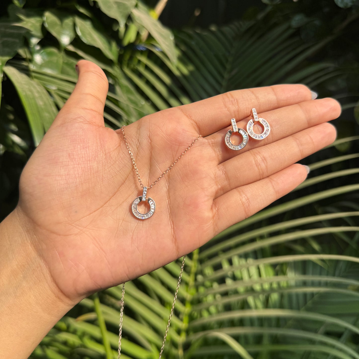 Rose Gold Plated Luxe Round Necklace Set