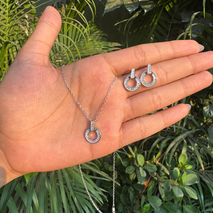 Silver Luxe Round Necklace Set