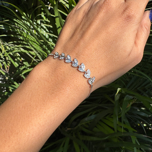 Silver Glimmering Leaf Bracelet
