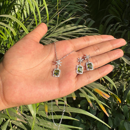 Silver Moss Green Prism Necklace Set