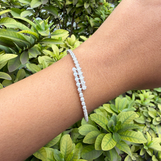Silver Zircon with Pearl Shine Elegant Bracelet