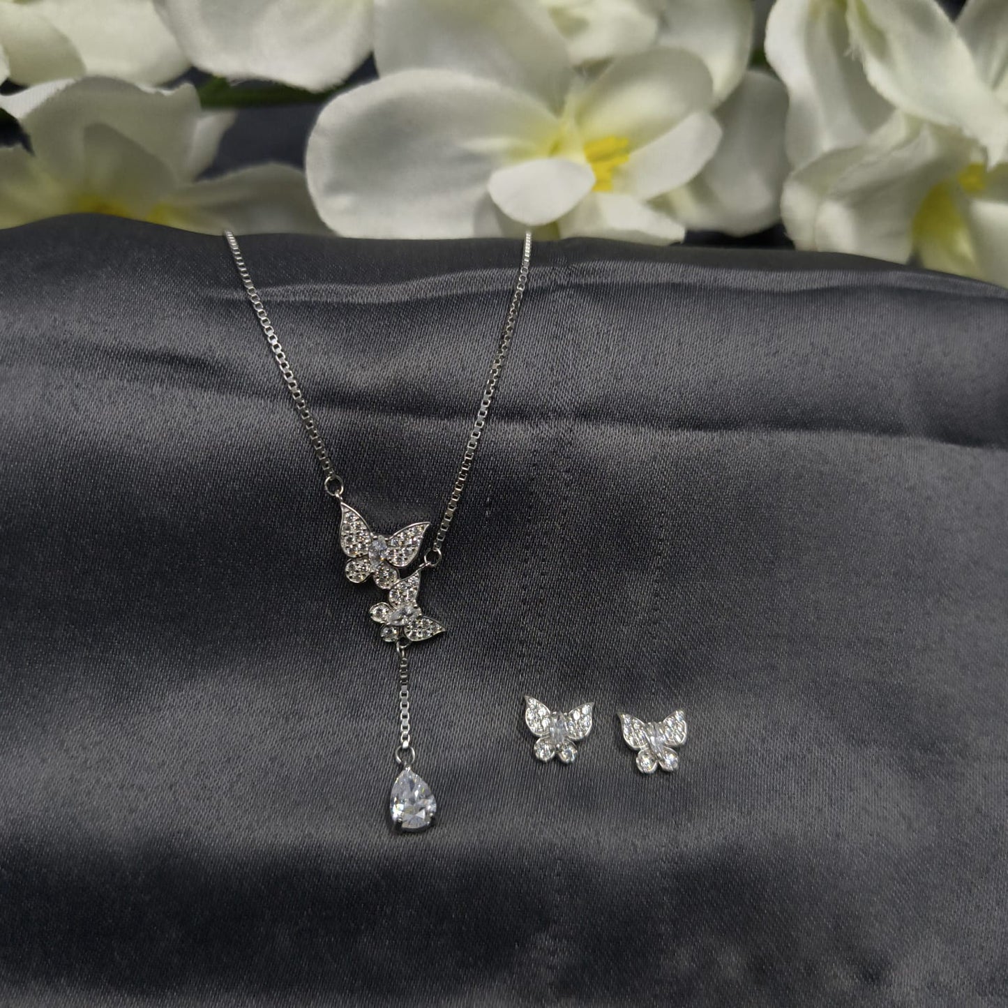 Silver Dainty Butterfly Necklace Set