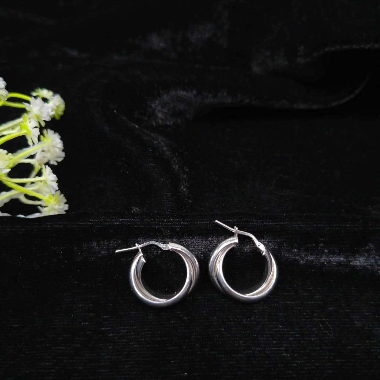 Silver Twin Twisted Round Earring