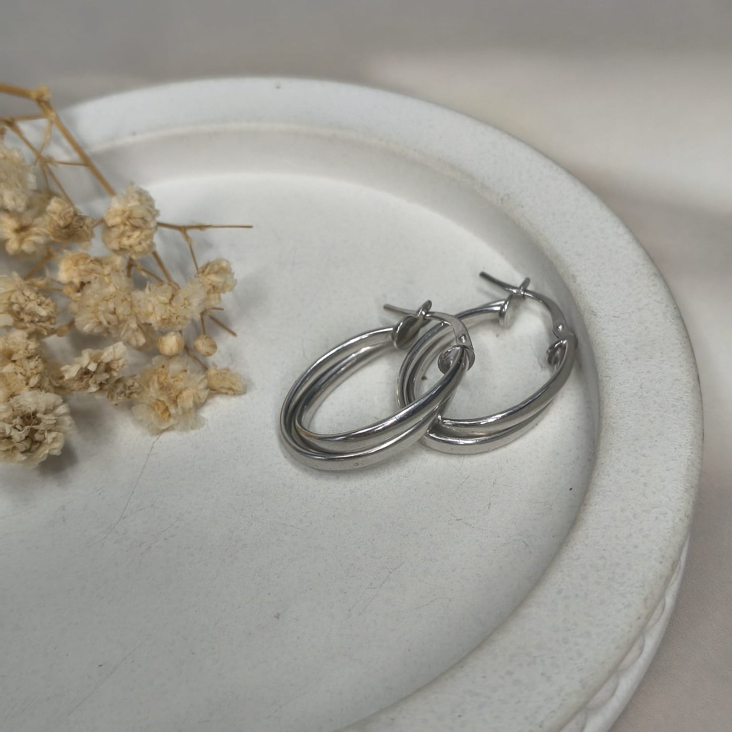 Silver Twin Twisted Oval Earring