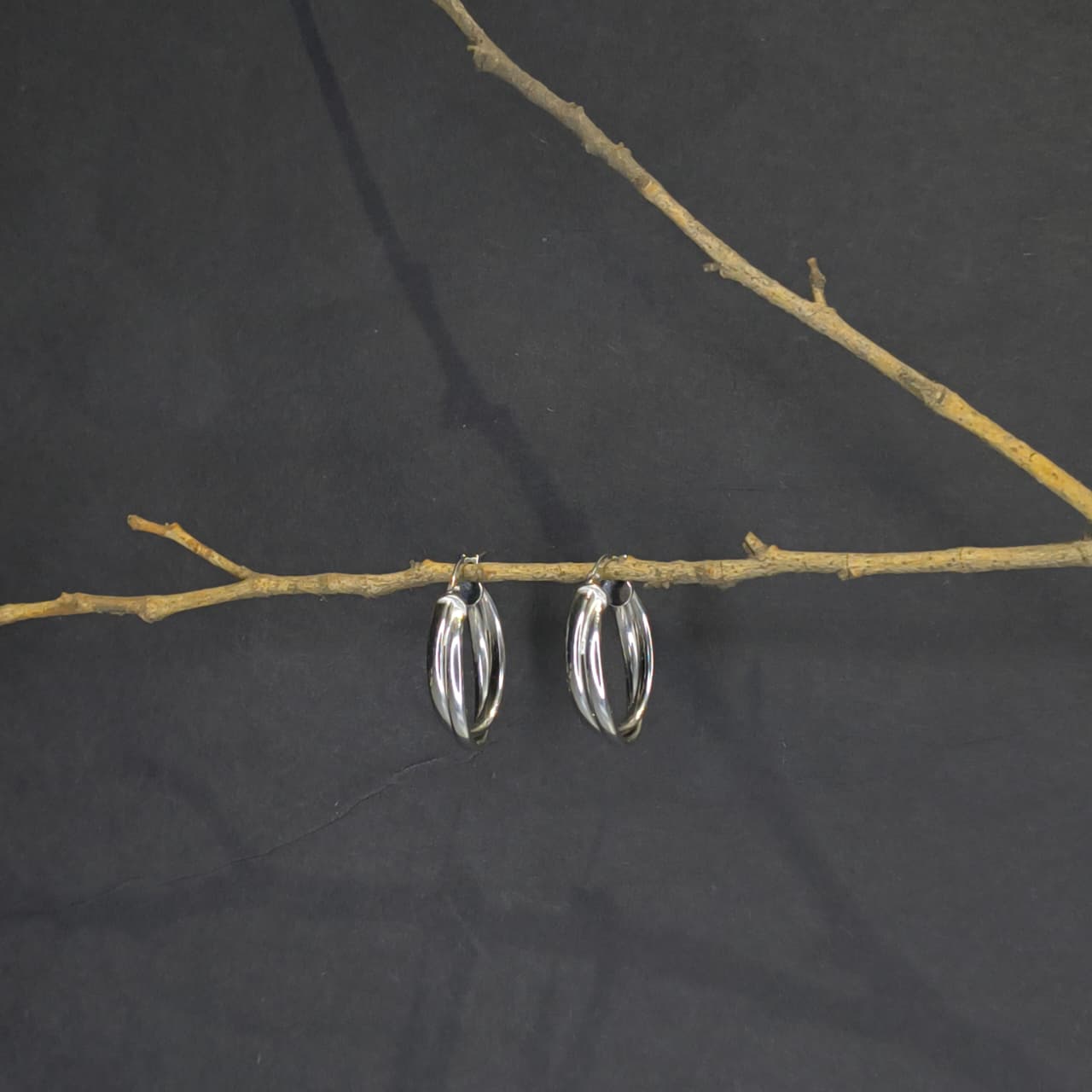 Silver Twin Twisted Oval Earring