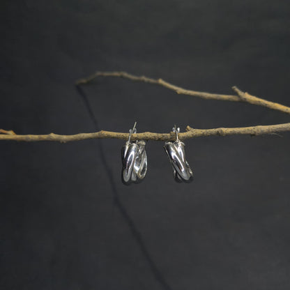 Silver Twin Twisted Round Earring