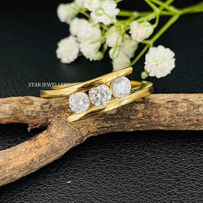 14K GOLD THREE STONE Diamond Ring