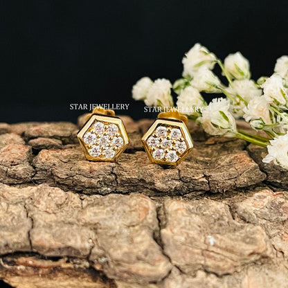 Lab Grown Diamond Cluster Hexagon Stud for Nose Ear Piercing
