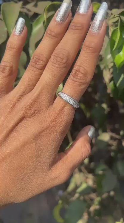 Silver Aura Line Ring