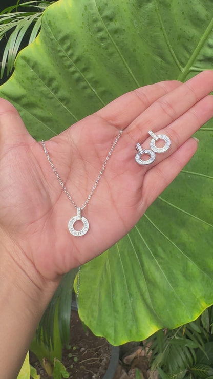 Silver Luxe Round Necklace Set