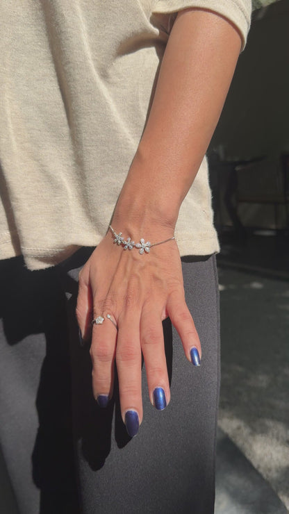 Silver Triple flower Bracelet