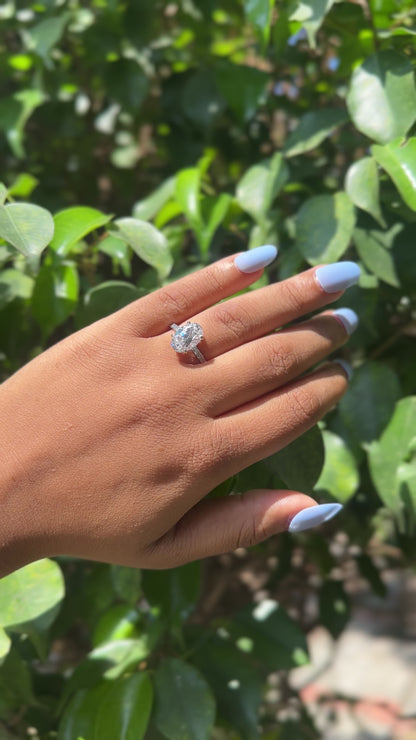 Silver Aurora Oval Moissanite Ring